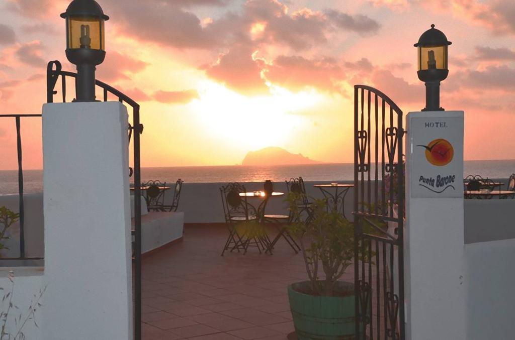سانتا مارينا سالينا Hotel Punta Barone المظهر الخارجي الصورة